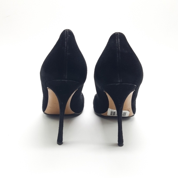 Nicholas Kirkwood | Elaphe Suede Point-Toe Pumps in Black - Picture 5 of 8
